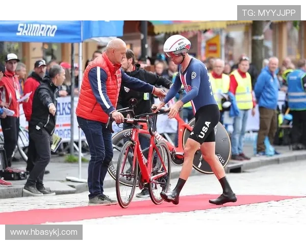 武汉足球队在世锦赛中的意识表现分析与总结
